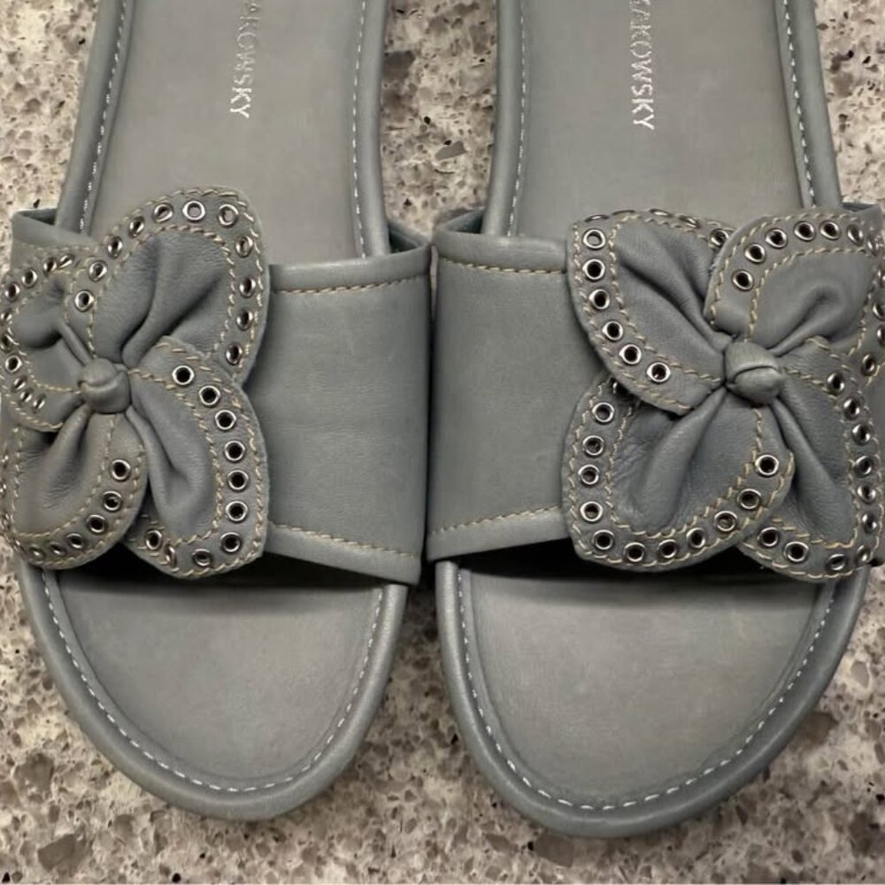 Women’s B. Makowsky Dusty Blue Soft Leather Slip On Shoes-Size 7.5M - Picture 3 of 9